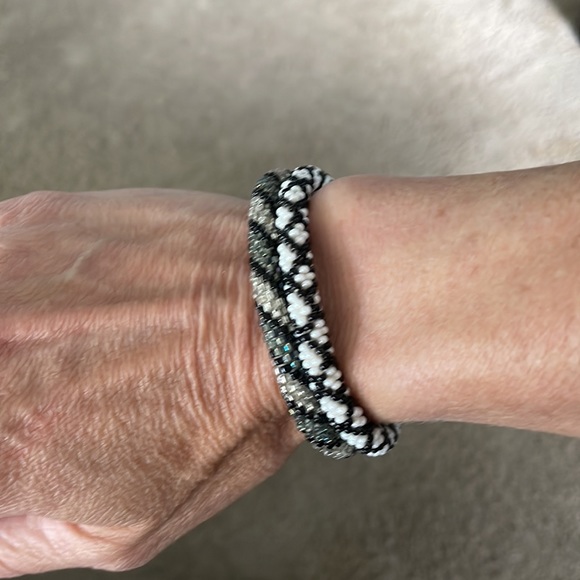 Fair Trade Hand Made Beaded Bracelets - Picture 4 of 5